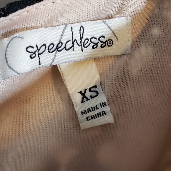 Black cocktail dress - Picture 4 of 5